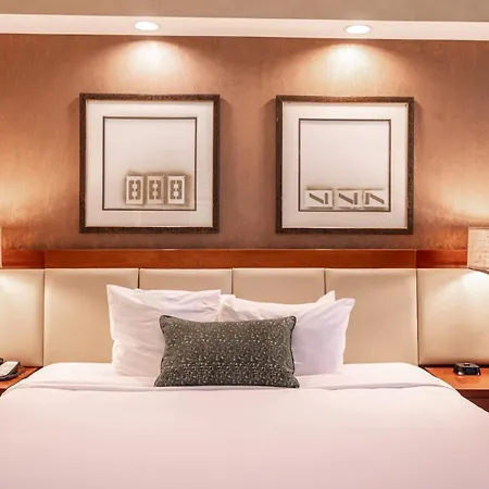 No Resort Fee Strip View Suite + Free Valet + Pool Las Vegas Exterior photo